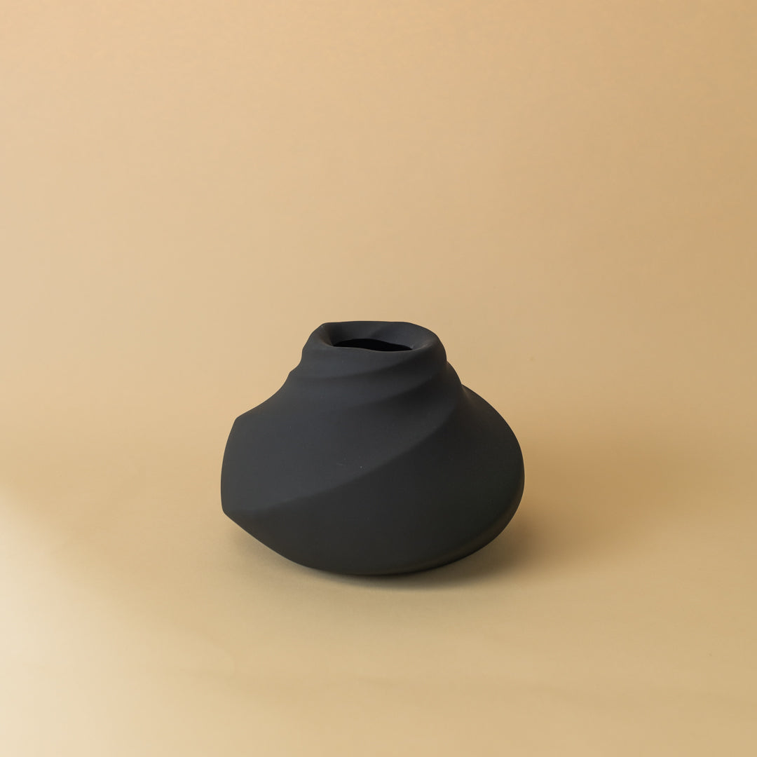 Vase décoratif Osaka en céramique – Oito.Atelier – vue 5