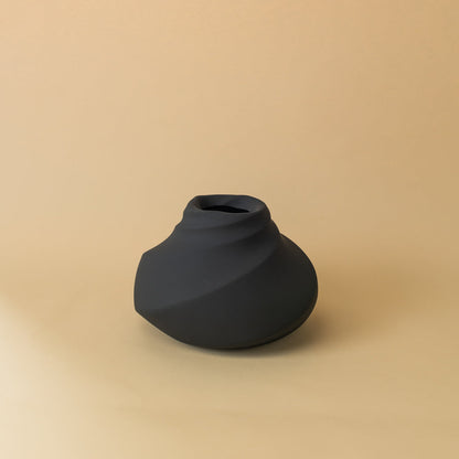 Vase décoratif Osaka en céramique – Oito.Atelier – vue 5
