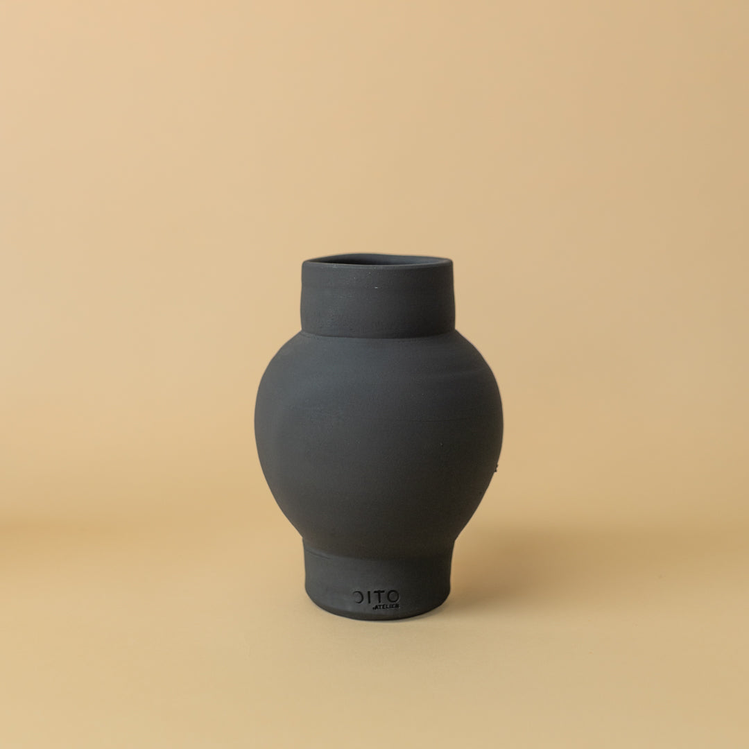 Vase décoratif Parma en céramique – Oito.Atelier – vue 5