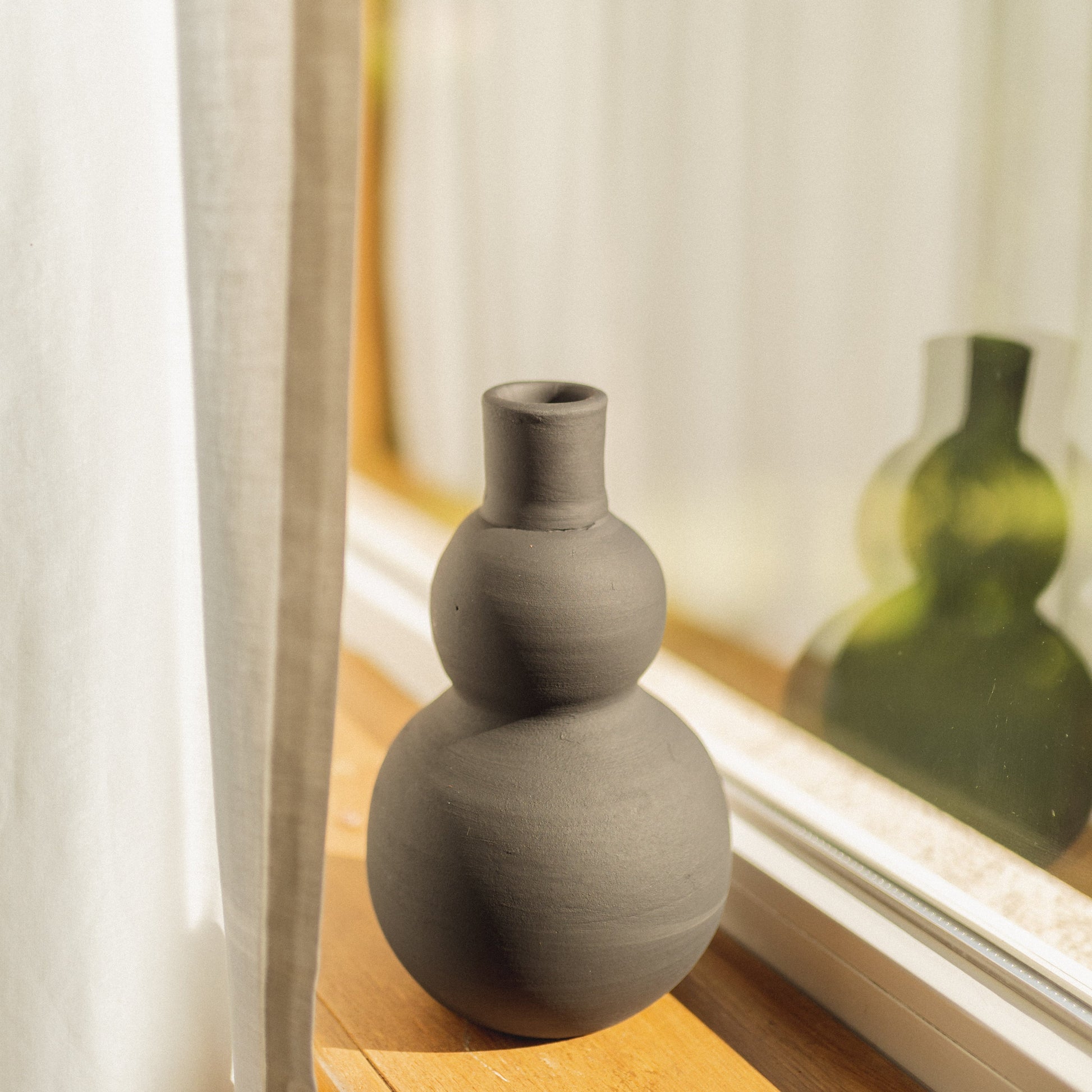 Vase décoratif Bergamo en céramique – Oito.Atelier – vue 5
