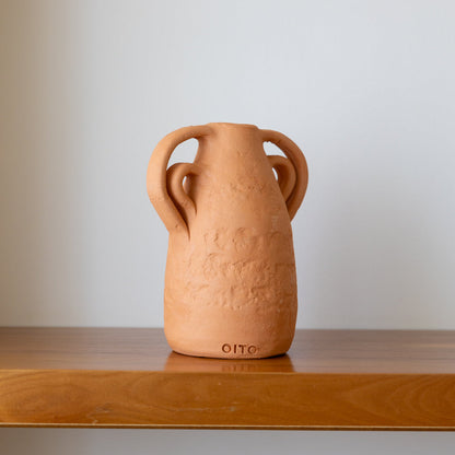 Vase décoratif 08.04 en céramique – Oito.Atelier – vue 3