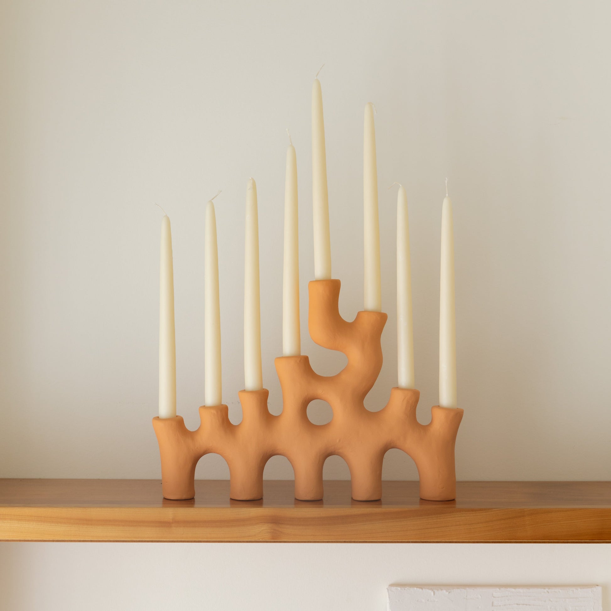 Chandelier en céramique – Oito.Atelier – vue 4