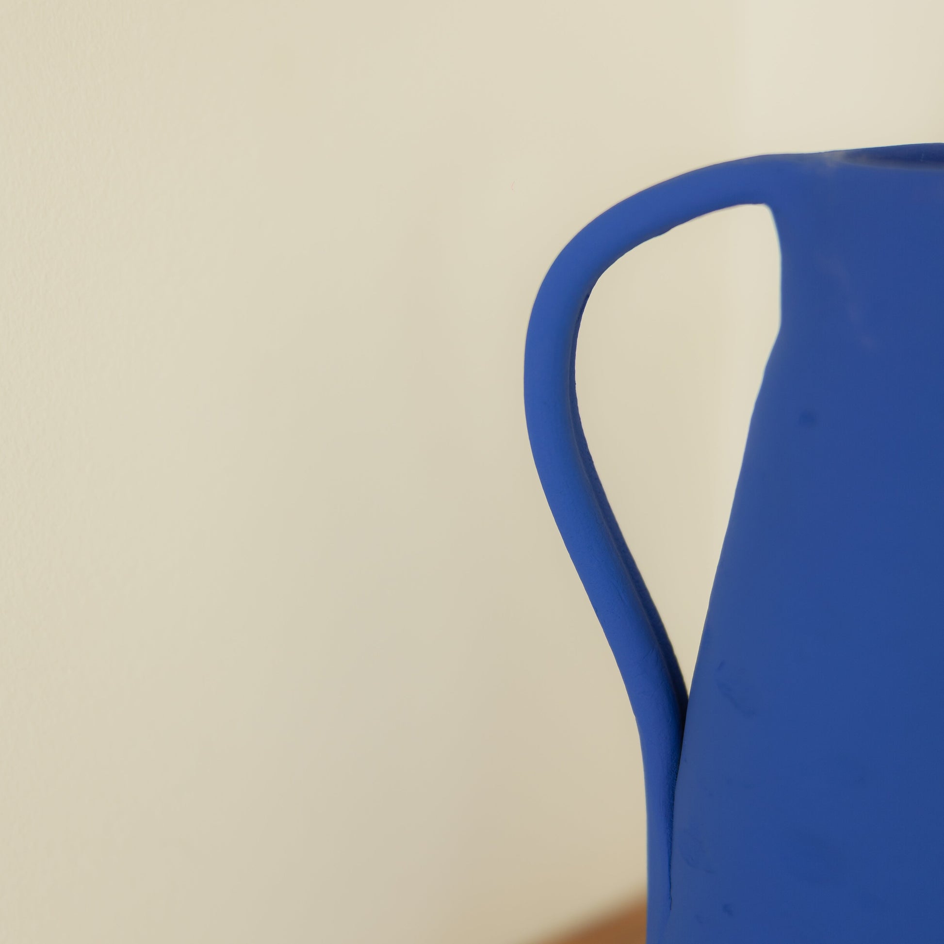 Vase décoratif Paros en céramique – Oito.Atelier – vue 3