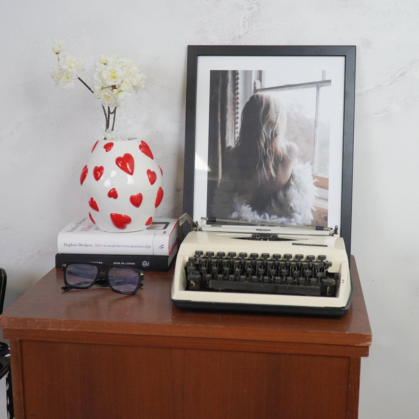 Vaso de flores em forma de coração - Branco/Vermelho