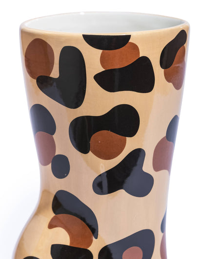Vase en céramique en forme de bottine à talon, imprimé léopard