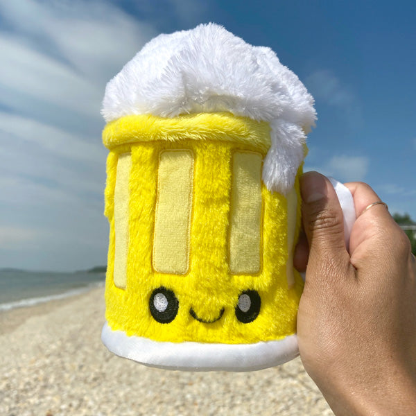 Peluche Mini Boozy Buds Squishable – Chope de Bière