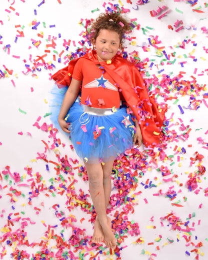 Super Wondergirl avec cape 110-116 cl 4-6 ans