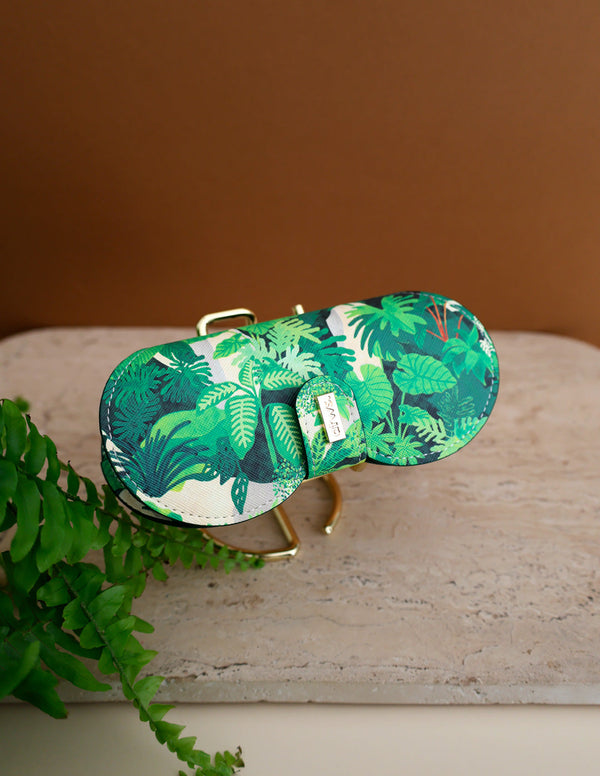 Green cliff - Clip Case