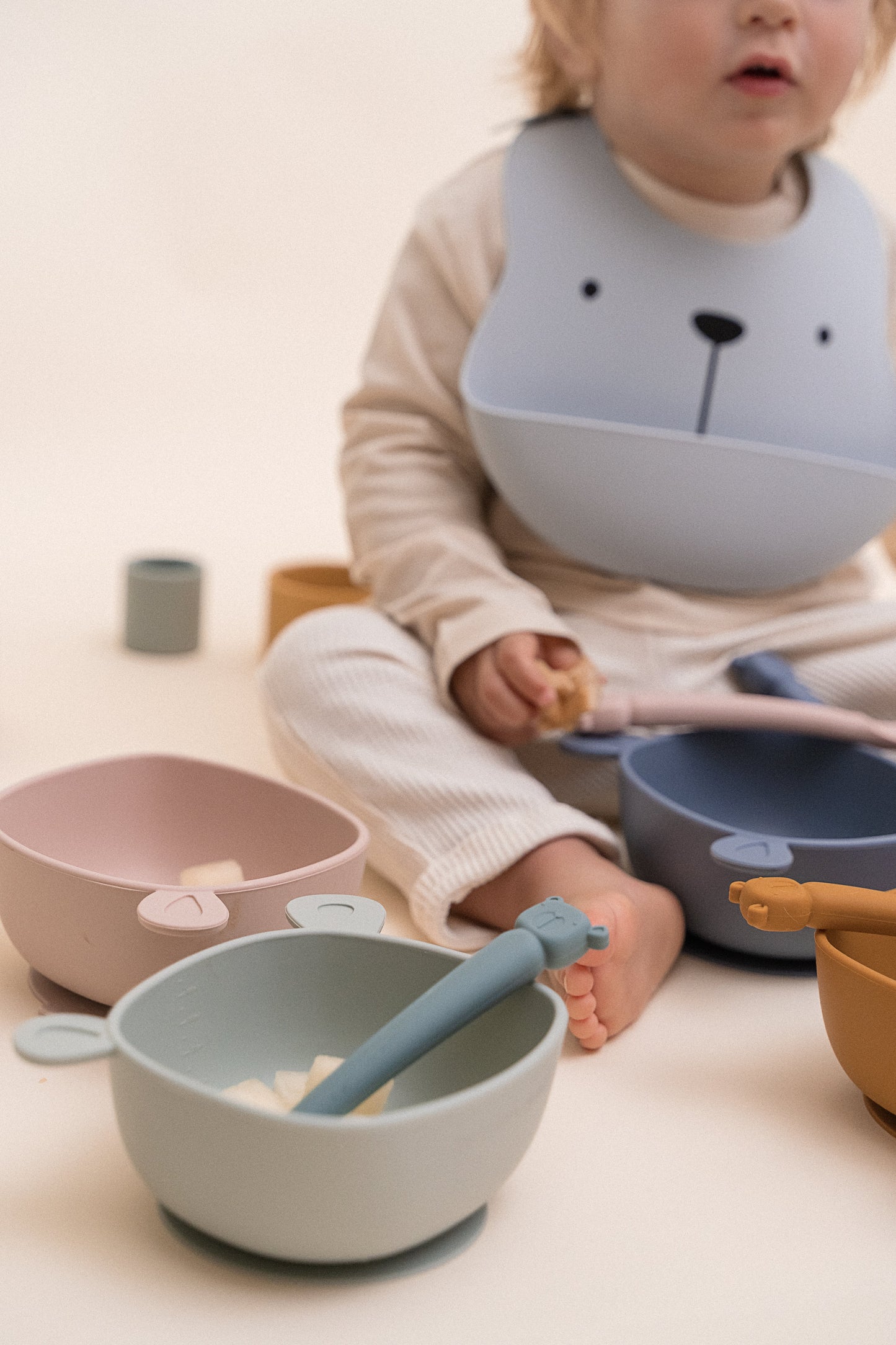 Kinderlöffel Set Lili the Bear aus Silikon Indigo/Sky