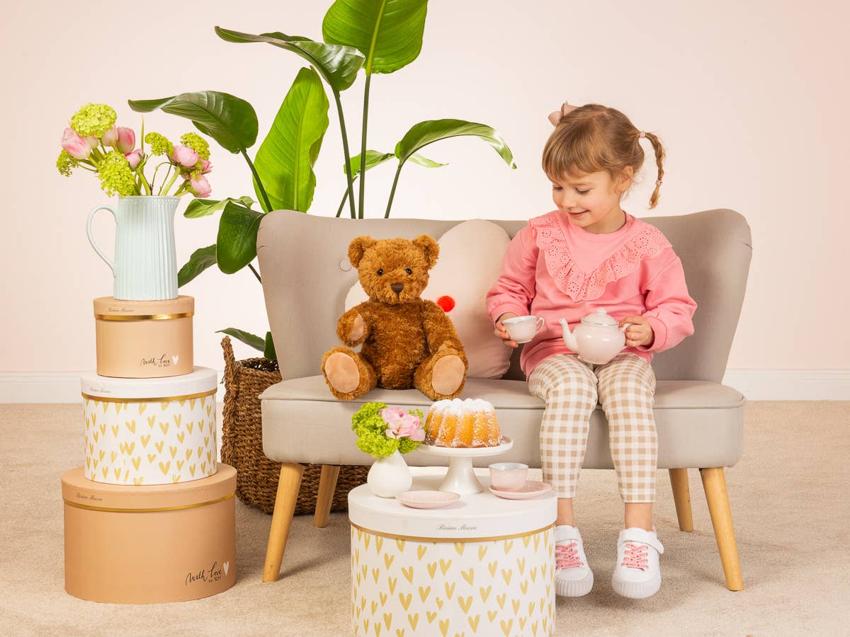 Classic brown teddy bear with 5 points of articulation