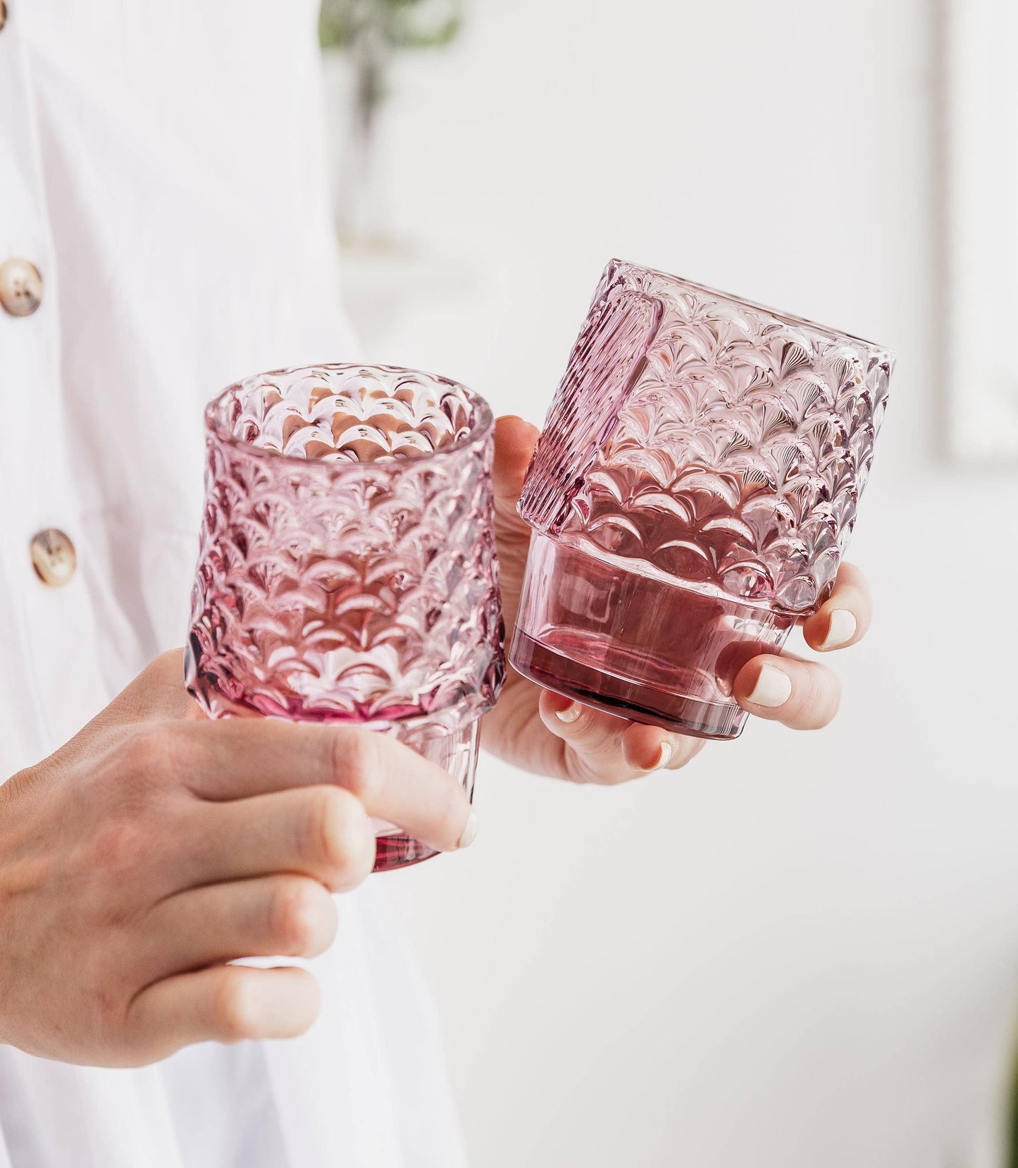 Vasos apilables con forma de pez - Juego de 4, color rosa