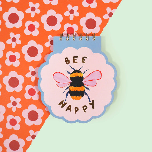 Cuaderno con forma de abeja feliz