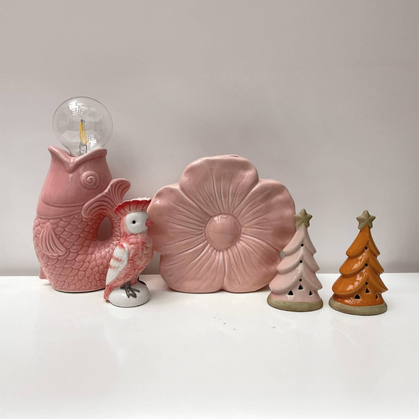 Déco LED poisson rose à piles L13,5 P8,2 H27cm