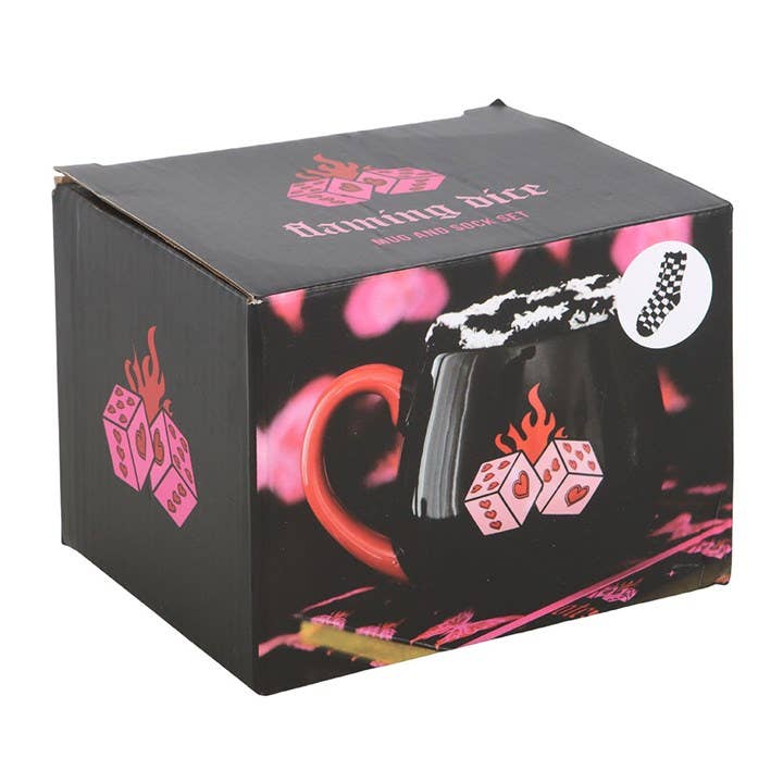 Coffret Mug & Chaussettes Rebel Romance – Dés Enflammés