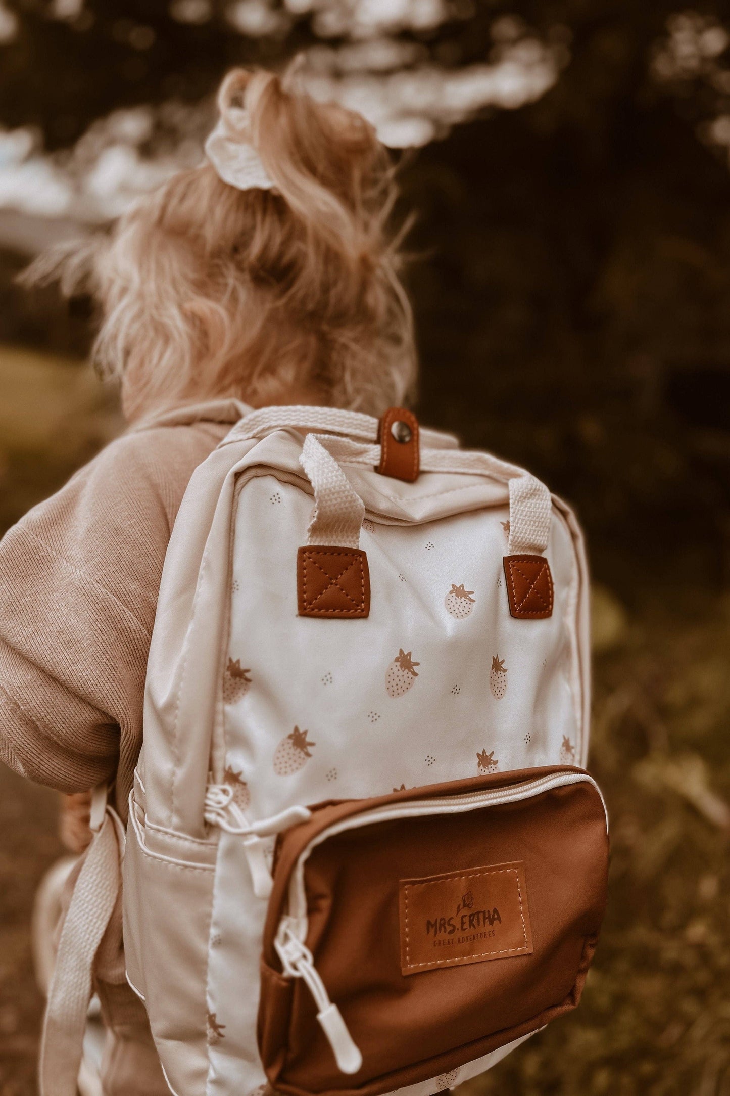 Kids' Backpack - Strawberries