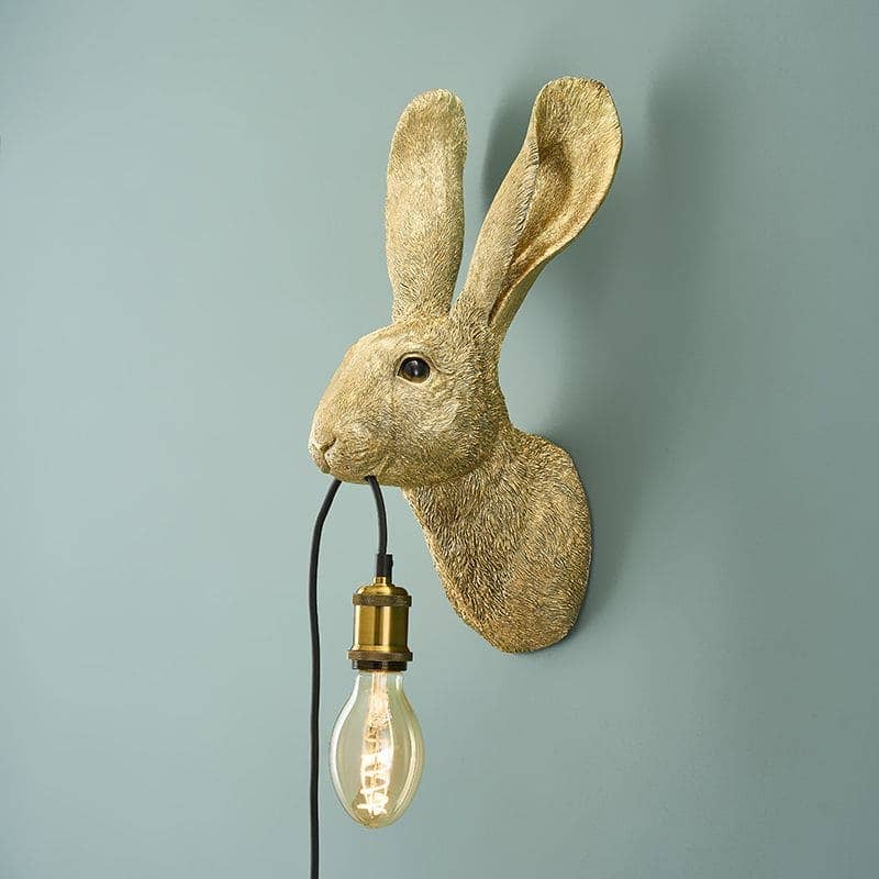 Hasi wall light, gold polyurethane resin, 22 x 19 x 46 cm