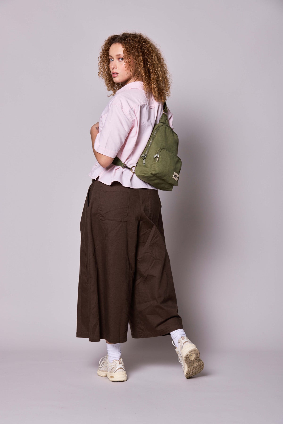 Sling bag Felix Olive