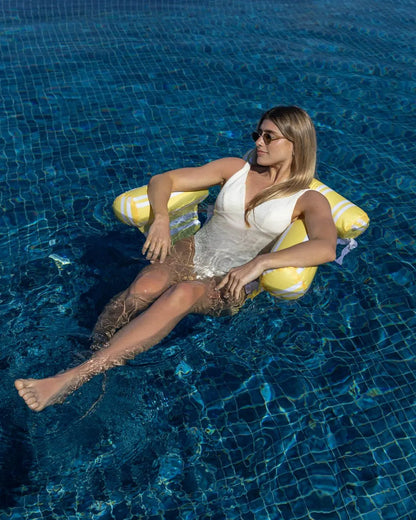 Flotador estilo silla amarilla - GALA