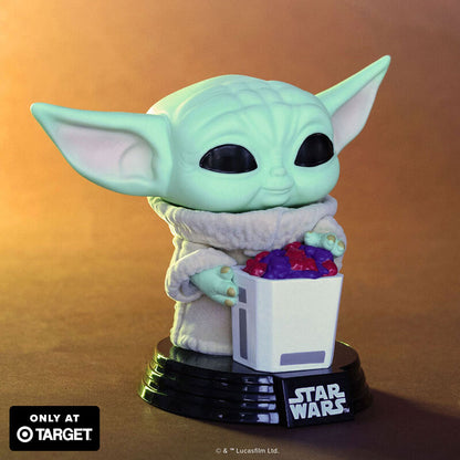 Pop! Grogu with Snack (Flocked) #825 - lifestyle