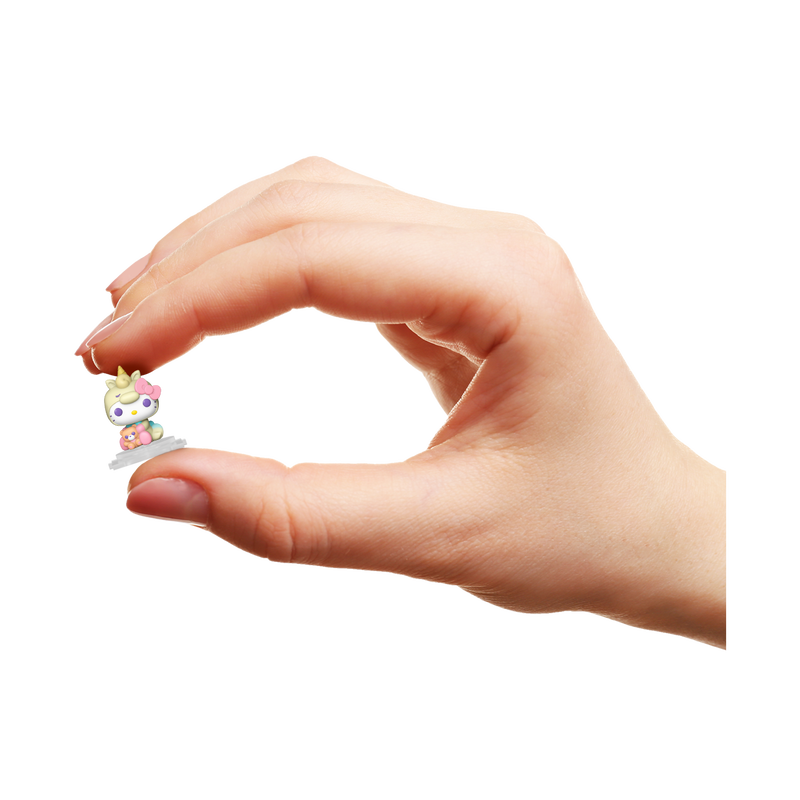 Bitty Pop! Hello Kitty & Pompompurin 2-Pack - échelle en main