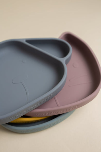 Kinderteller mit Saugfuß aus Silikon Milo Storm Grey