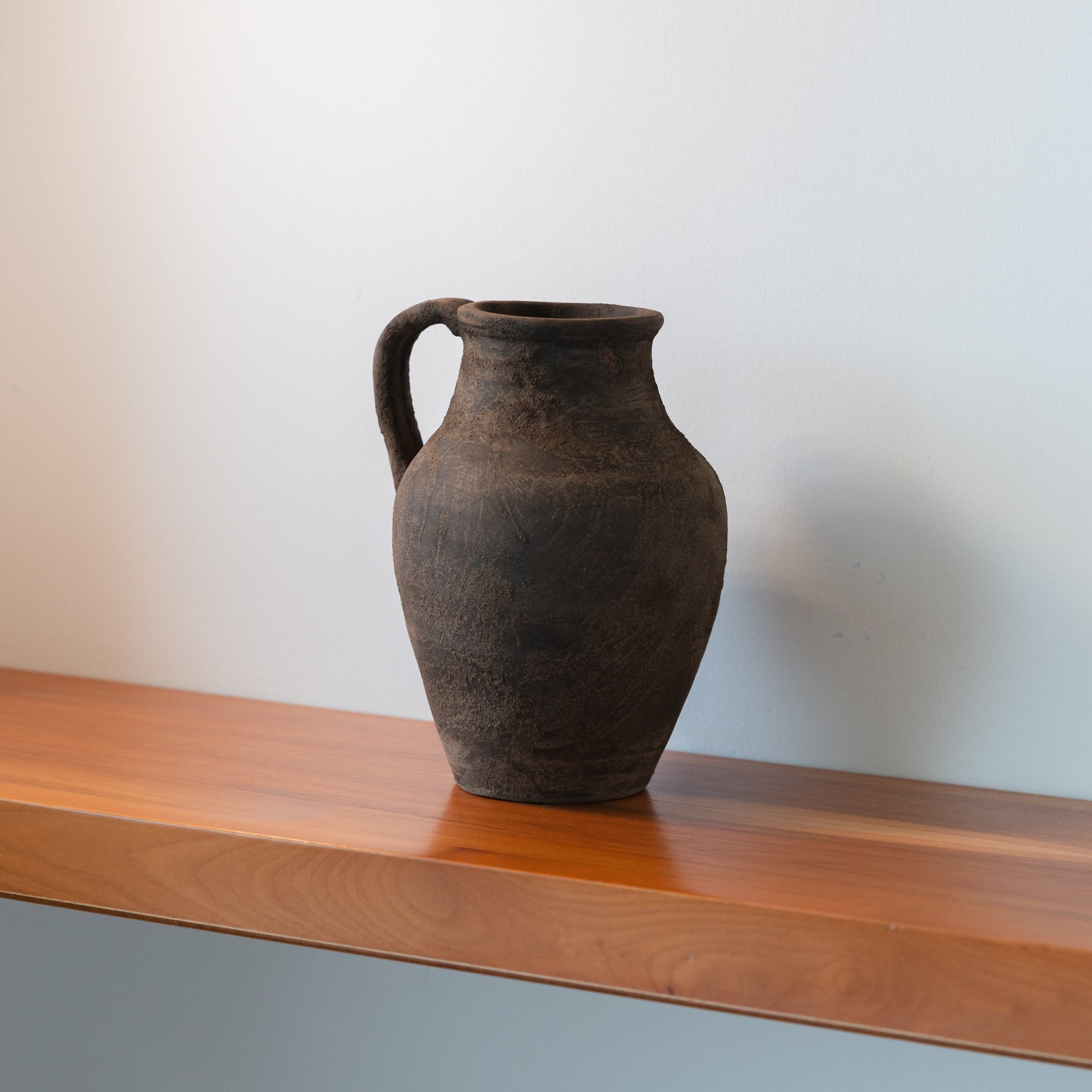 Vase décoratif Rabat en céramique – Oito.Atelier