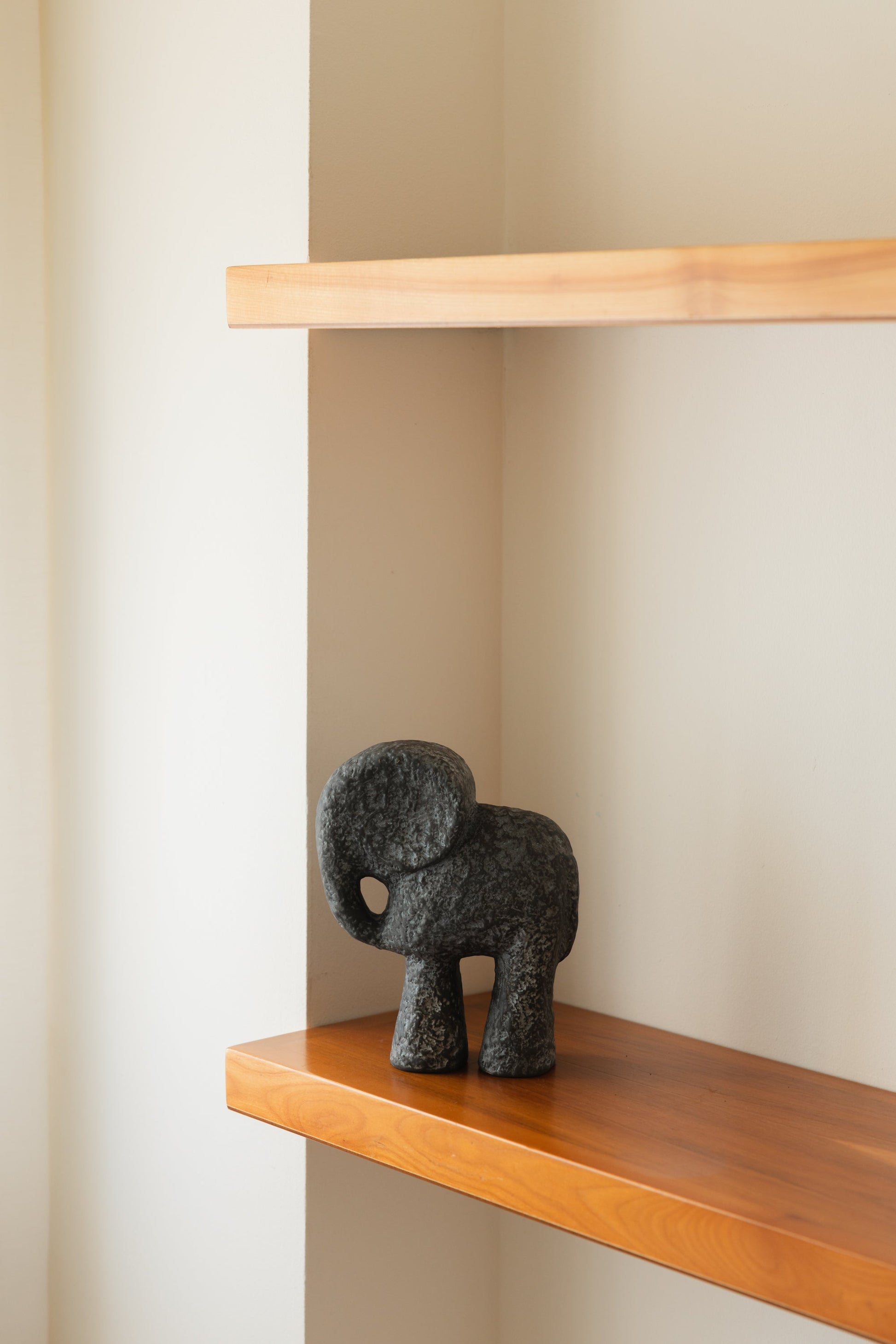 Éléphant décoratif en céramique – Oito.Atelier – vue 7
