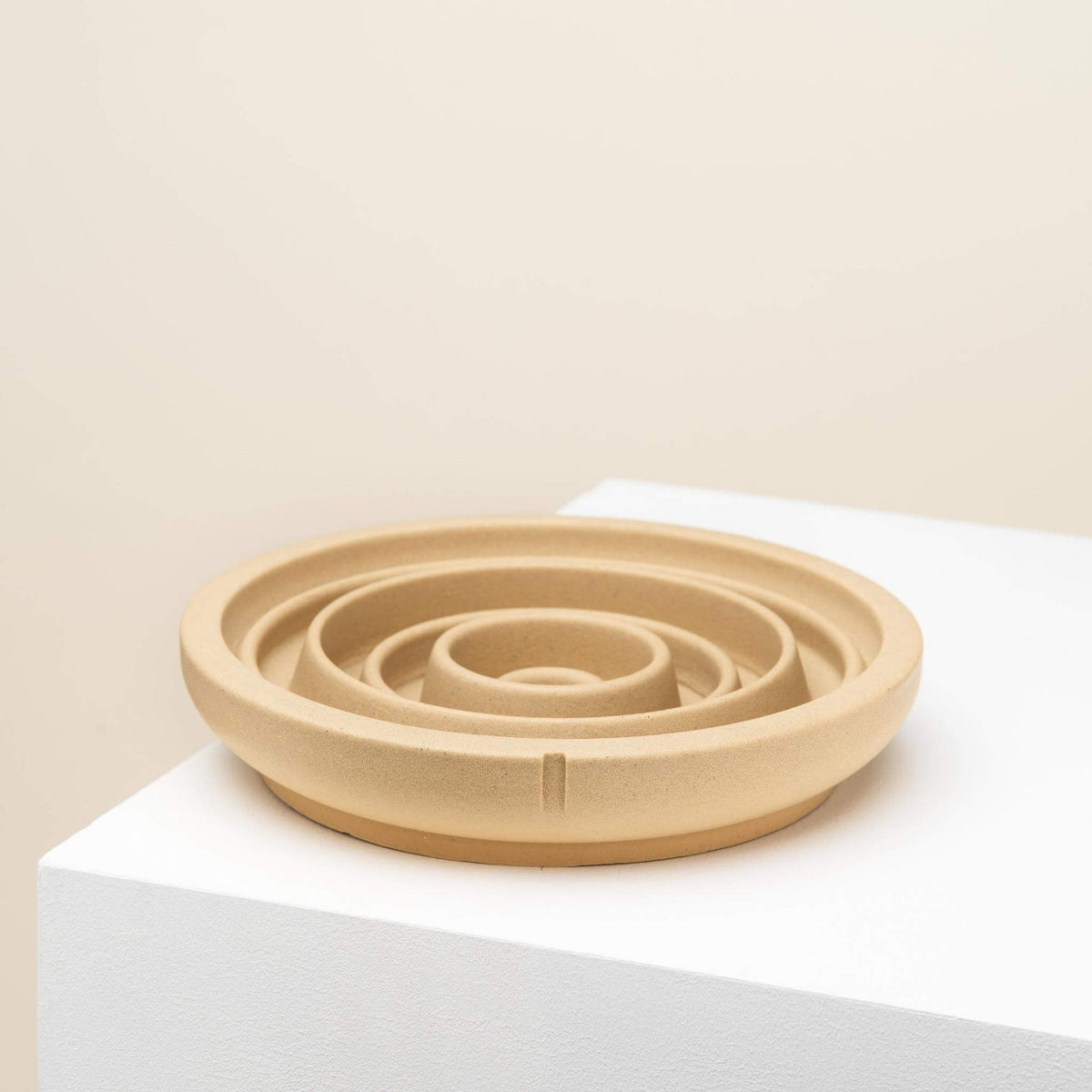 Anti-schrok- en interactieve voerbakken – Collectie 2024 – hoofdweergave