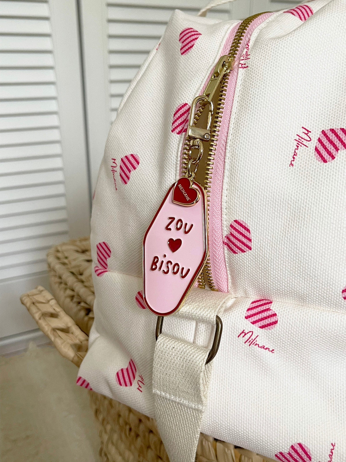 Porte-clés charm émaillé - ZOÉ