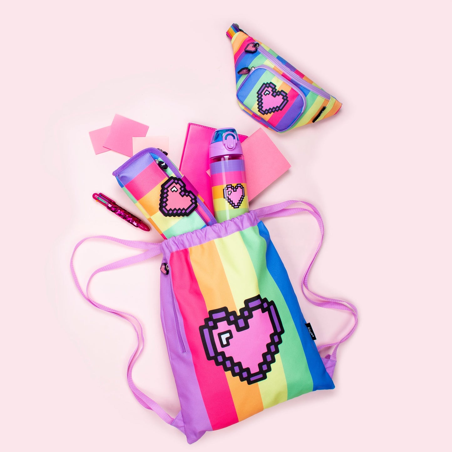 Trousse scolaire avec patch en silicone – Pixel Heart for | Fringoo