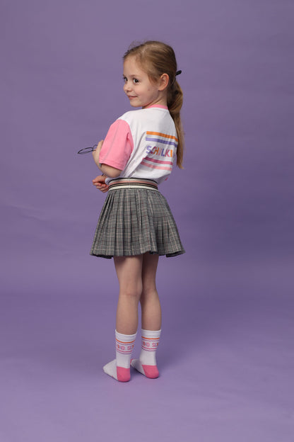 Schoolchild pink T-shirts