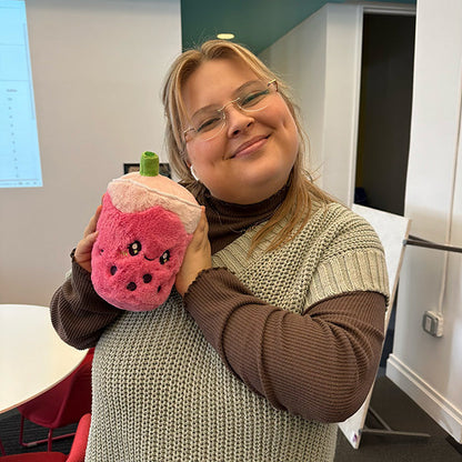 Peluche Snacker – Fraise Bubble Tea