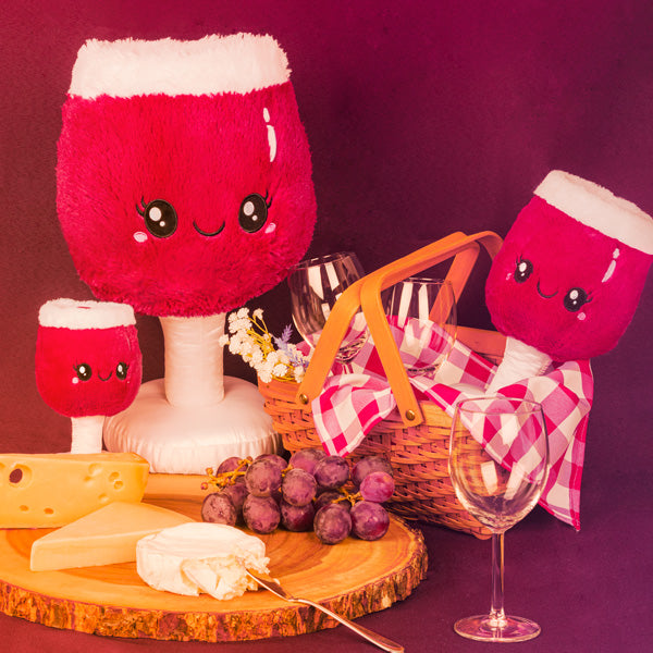 Peluche Boozy Buds Squishable – Verre de Vin Rouge