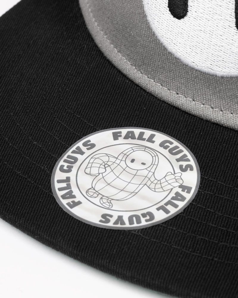 Gorra de Fall Guys: boca arriba 