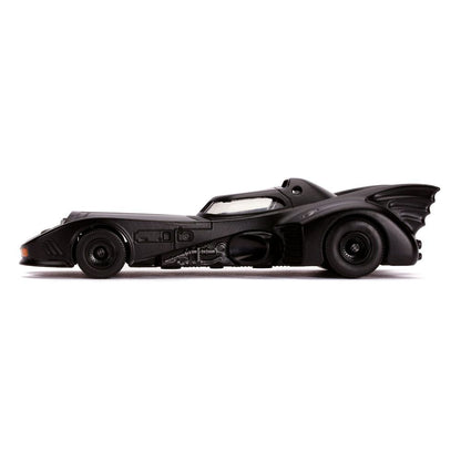 Batmobile and Batman 1:32 