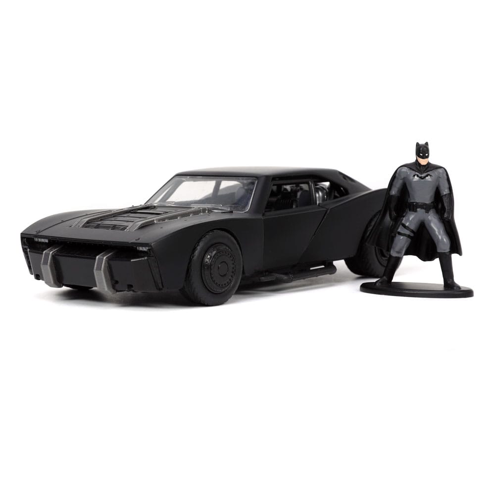 Batman &amp; Batmobile 1:32 