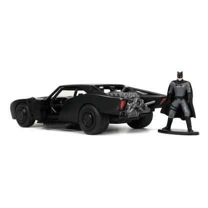 Batman &amp; Batmobile 1:32 
