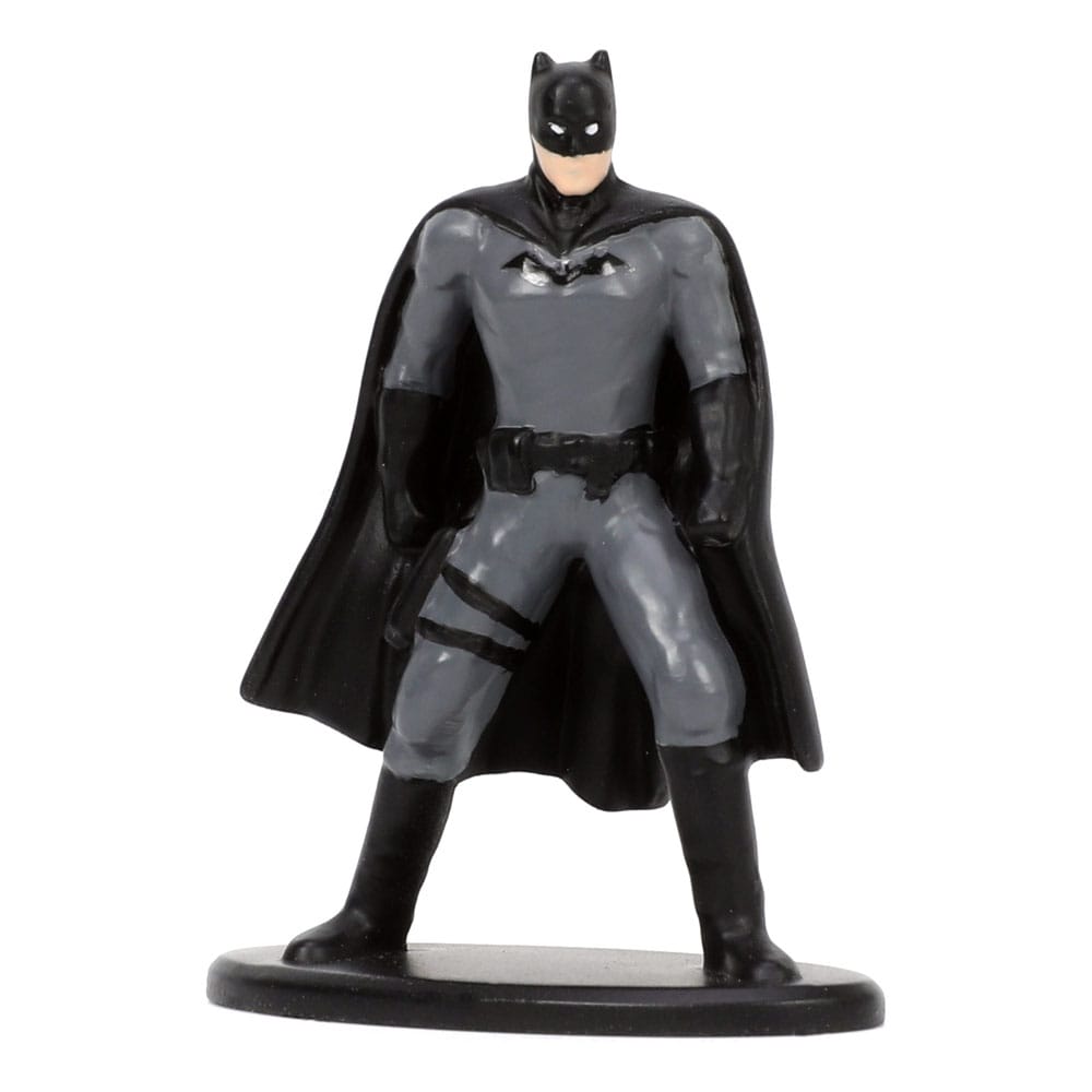 Batman &amp; Batmobile 1:32 