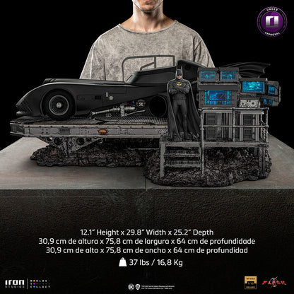 Batmobile - ArtScale Deluxe Statuette 1/10 - The Flash