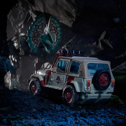 Transformers x Jurassic Park - Dilophocon y Autobot JP12