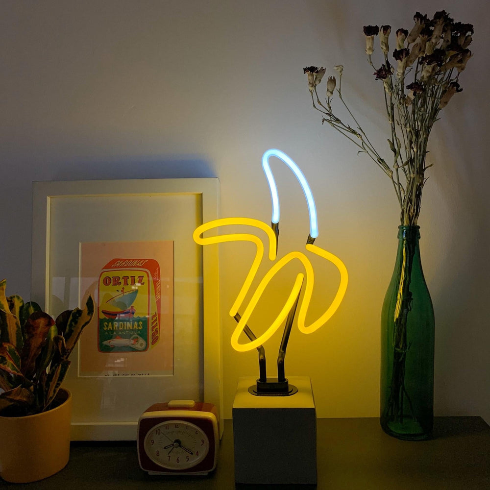 Lampada al neon a banana