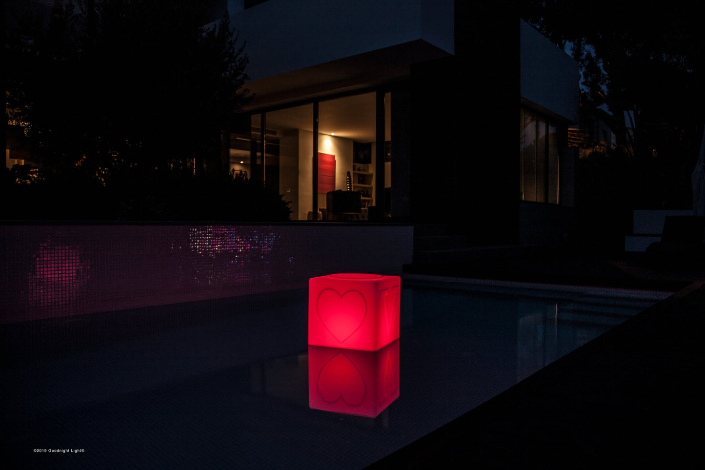 Lampe LOVE Cube "The LOVE Lamp"