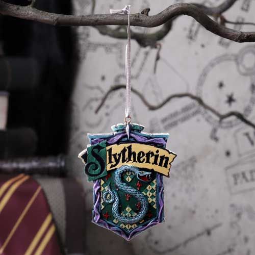 Decoración navideña del escudo de armas de Slytherin 