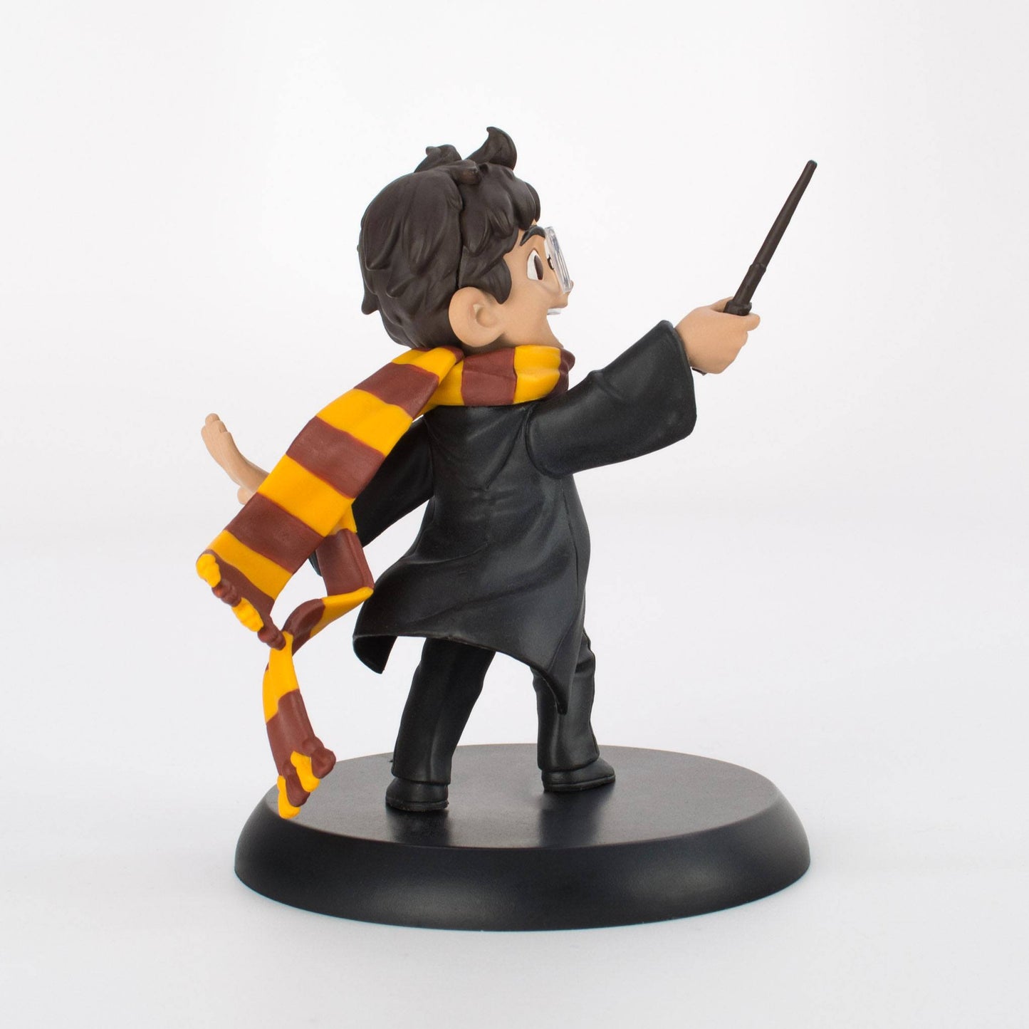 El primer hechizo de Harry Q-Fig