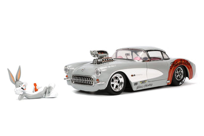 Bugs Bunny y Chevrolet Corbeta 1957 